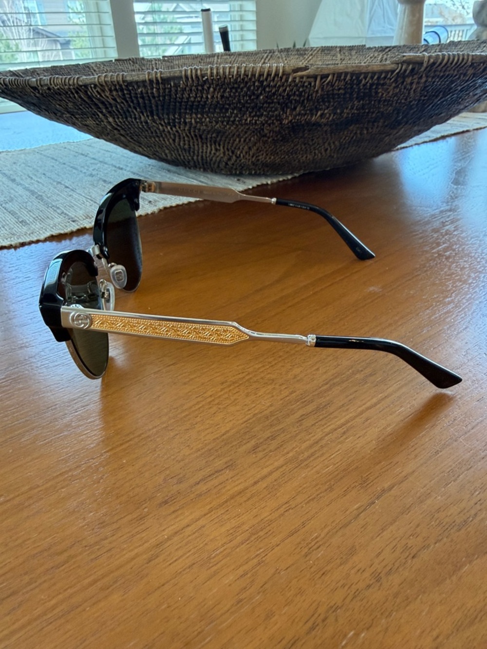 Gucci Sunglasses GG 0055S Black and Gold Cat-Eye Sunglasses - Picture 3 of 4